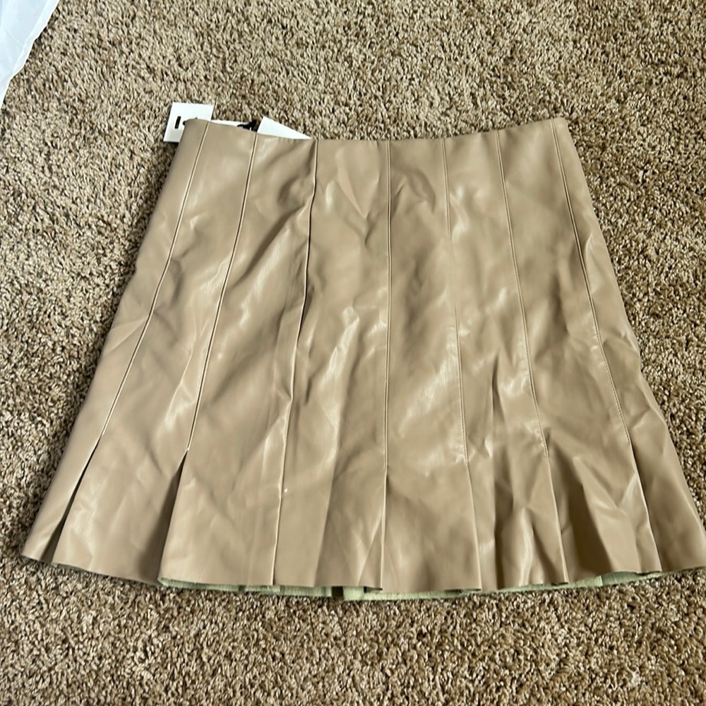 Very J faux leather pleated skirt (taupe) - Picture 1 of 1